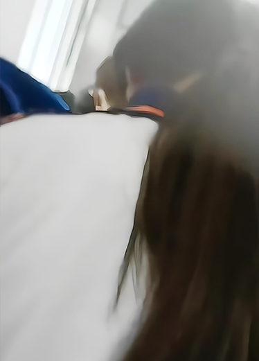 现在学生真早熟 动不动就抠抠下体逼 MHI